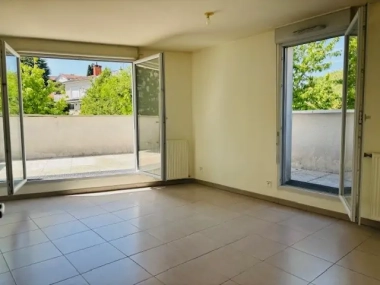 Appartement T2 + Terrasse