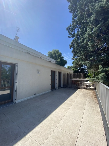 Côte Pavée - T3 avec terrasse, balcon et parking