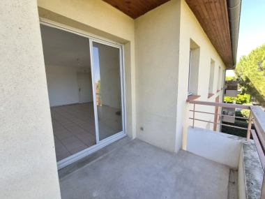 Saint-Martin-du-Touch - T2 avec balcon et parking