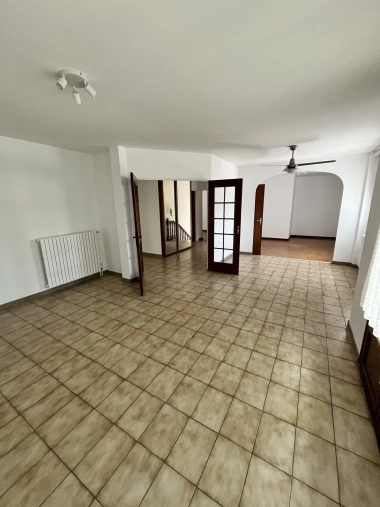 MAISON de 137 m2 - CASTELGINEST