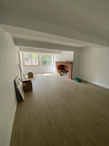 LASSERRE-PRADERE Rare meublé rénové 165 m2 centre village