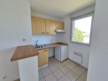 Saint-Martin-du-Touch - T2 avec balcon et parking