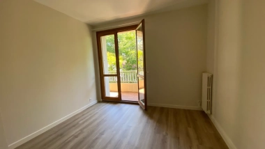 Côte Pavée - T3 avec terrasse, balcon et parking