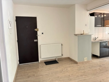 Minimes - T4 avec balcon, parking sous-sol et cave