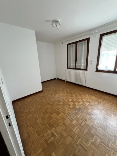 MAISON de 137 m2 - CASTELGINEST