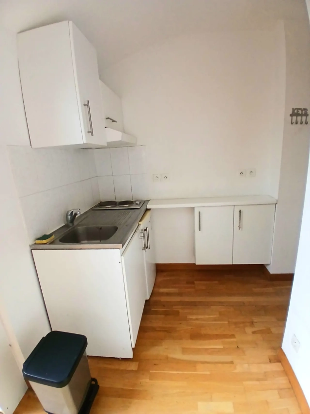 Studio dernier étage