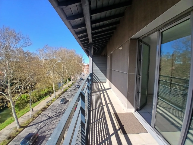 Guilheméry / Saint-Aubin - T2 avec balcon et parking sous-sol