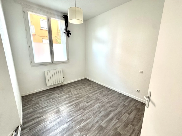 Minimes - T2 bis 42.81m2 en rez-de-chaussée