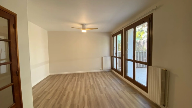 Côte Pavée - T3 avec terrasse, balcon et parking