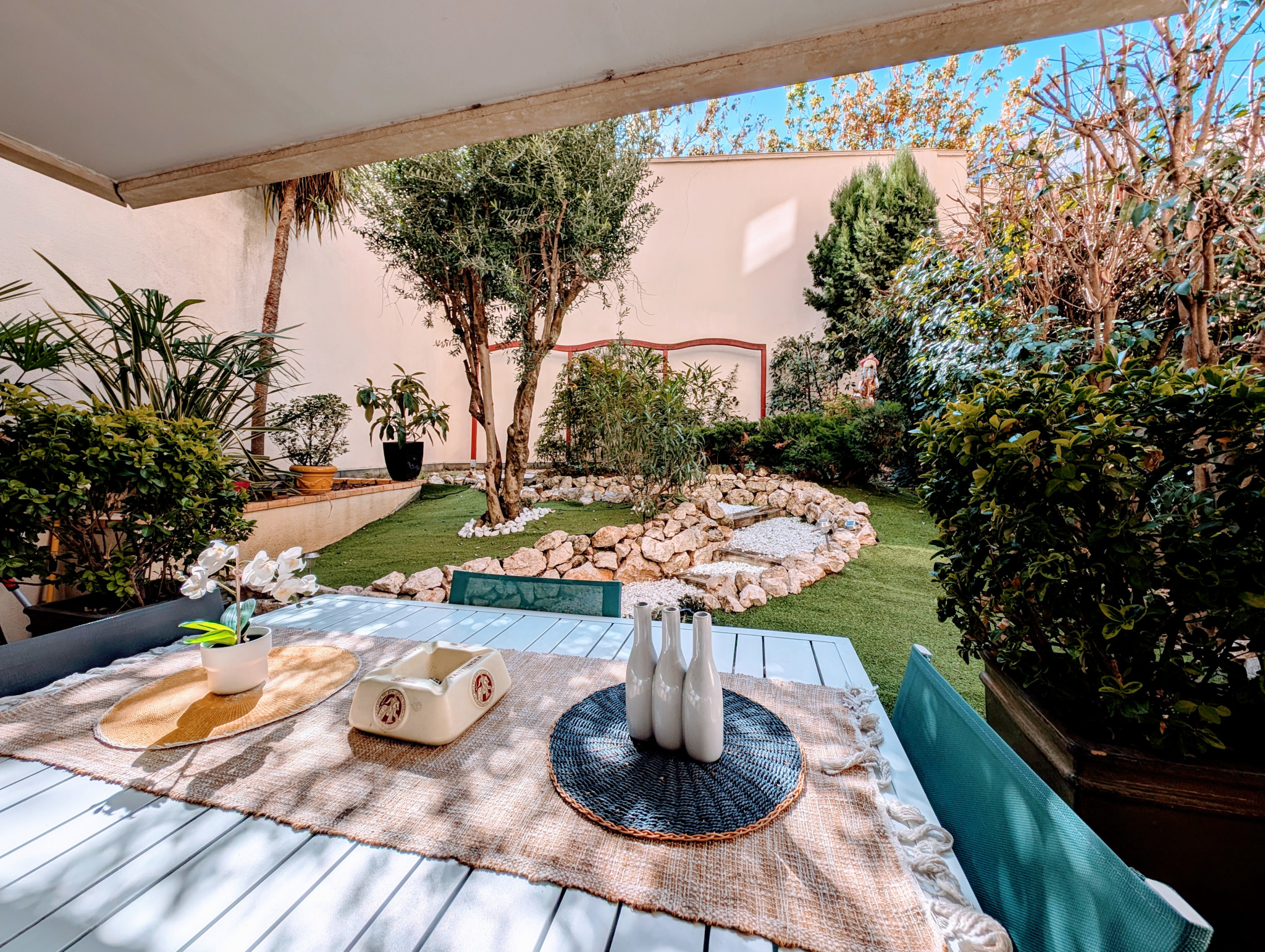 T3 REZ DE JARDIN avec PARKING- Jeanne d'Arc